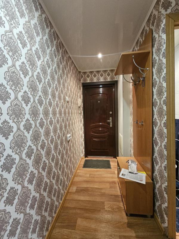 Предлагается к продаже двухкомнатная квартира, расположенная в престижном районе города Новотроицка - Новотроицк