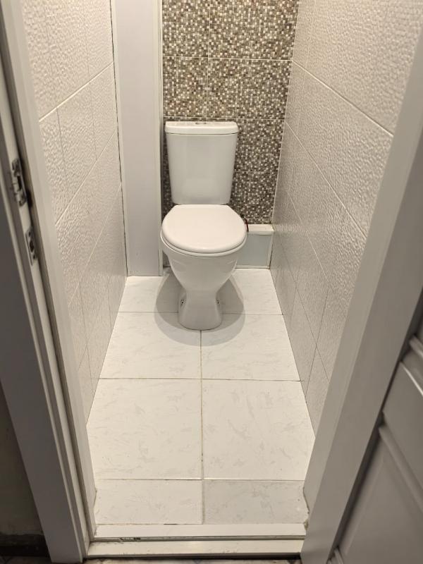 Предлагается к продаже просторная трехкомнатная квартира, расположенная в красивом районе города Нов - Новотроицк