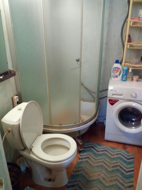 Продам дом на Юрге. рядом магазины, остановка все в шаговой доступности. - Новотроицк