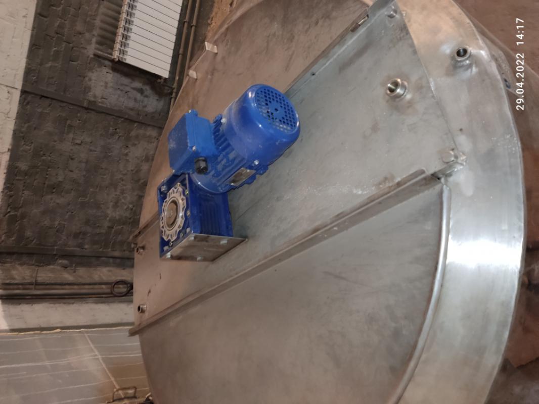 Продам ванну длительной пастеризации, новая
вместимость- 1000л
частота вращения мешалки - 18 оборото - Орск