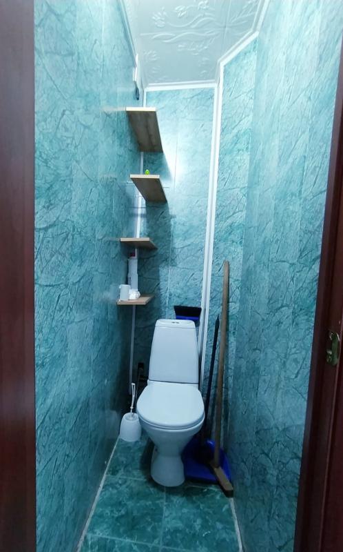 ПРОДАЁТСЯ 2-Х КОМНАТНАЯ КВАРТИРА, НА 4 ЭТАЖЕ, 5-ТИ ЭТАЖНОГО ДОМА, С РАЗДЕЛЬНЫМИ ХОДАМИ И ДВУМЯ БАЛКО - Новотроицк