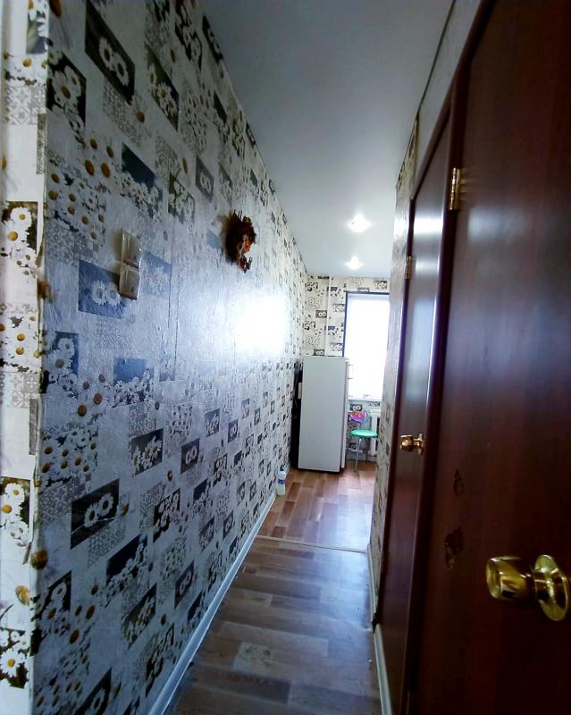 ПРОДАЁТСЯ 2-Х КОМНАТНАЯ КВАРТИРА, НА 4 ЭТАЖЕ, 5-ТИ ЭТАЖНОГО ДОМА, С РАЗДЕЛЬНЫМИ ХОДАМИ И ДВУМЯ БАЛКО - Новотроицк