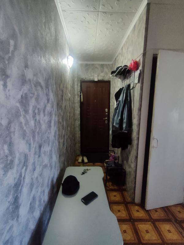 Продаётся уютная двухкомнатная квартира (распашонка) площадью 47.3 квадратных метров на четвёртом эт - Новотроицк