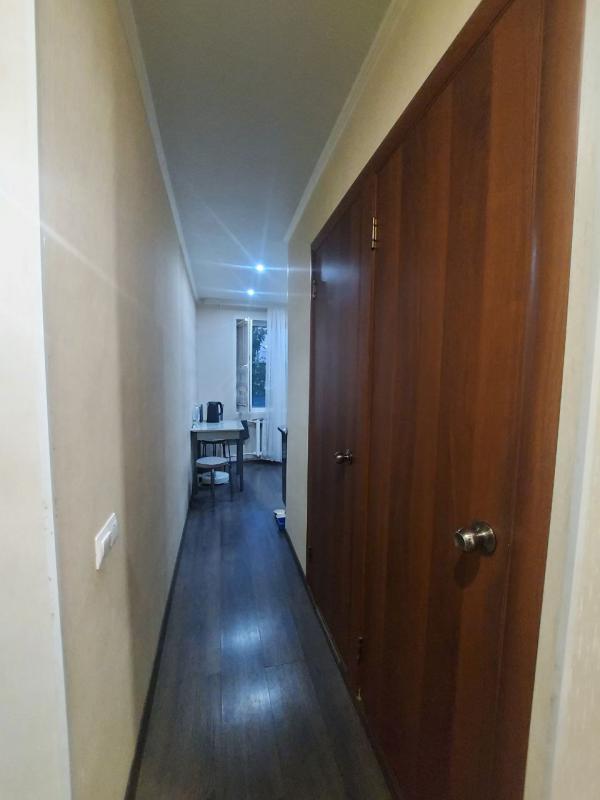 Продается 2-комнатная квартира с раздельными ходами по адресу: г. - Новотроицк