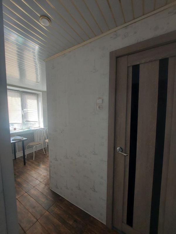 Продается 2-комнатная квартира с раздельными ходами по адресу: г. - Новотроицк