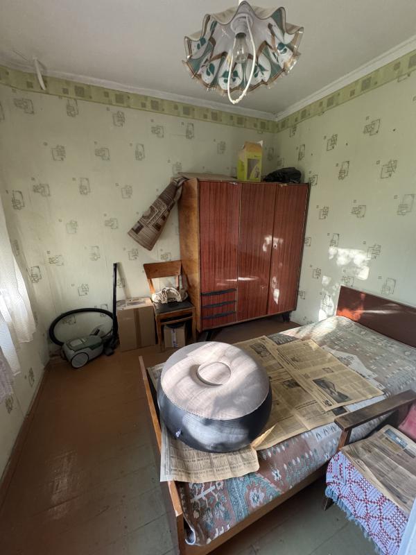 3-комнатная квартира, 
3/5 этаж
балкон, 
без ремонта - Новотроицк