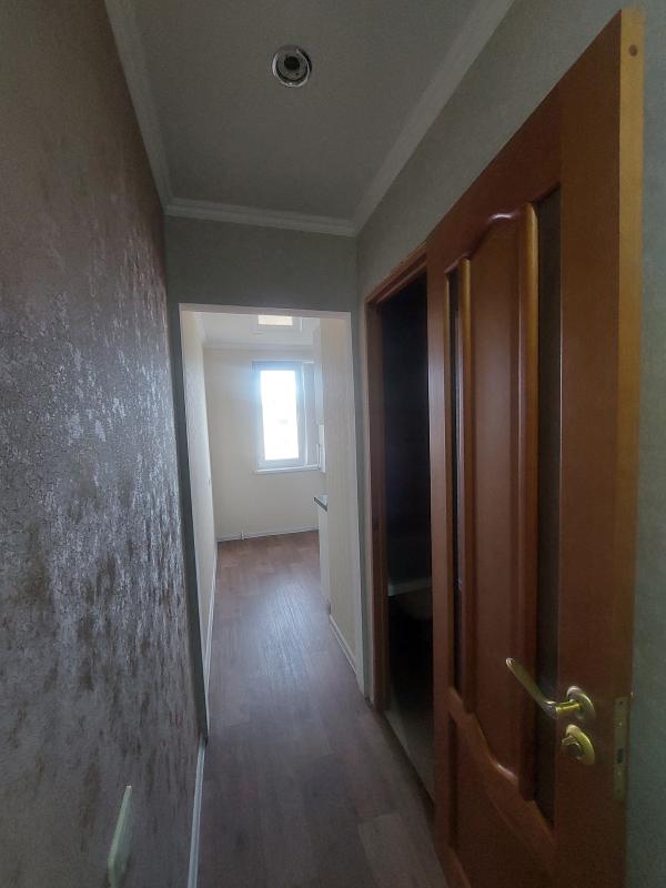 Продам 2- комнатную квартиру с хорошим ремонтом и новой мебелью! - Новотроицк