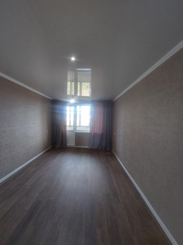 Продам 2- комнатную квартиру с хорошим ремонтом и новой мебелью! - Новотроицк