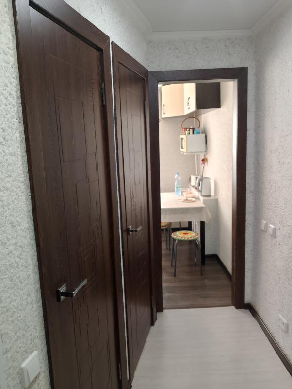 Продам двухкомнатную квартиру расположенную на 2 этаже. - Гай