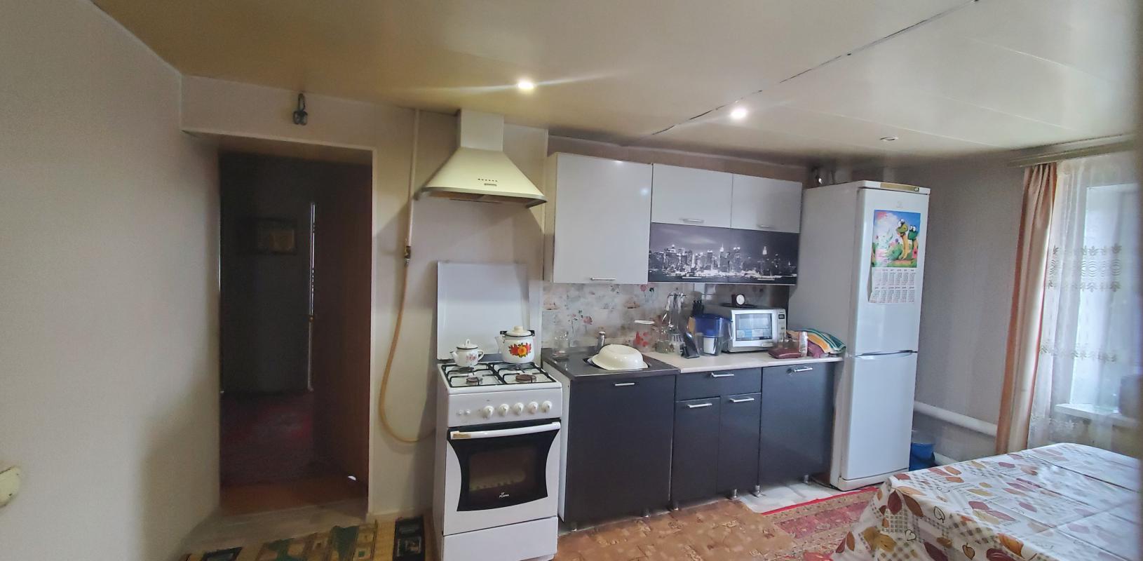 Продается  в двухквартирном доме  с. - Гай