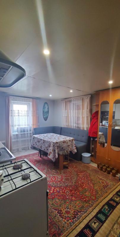 Продается  в двухквартирном доме  с. - Гай