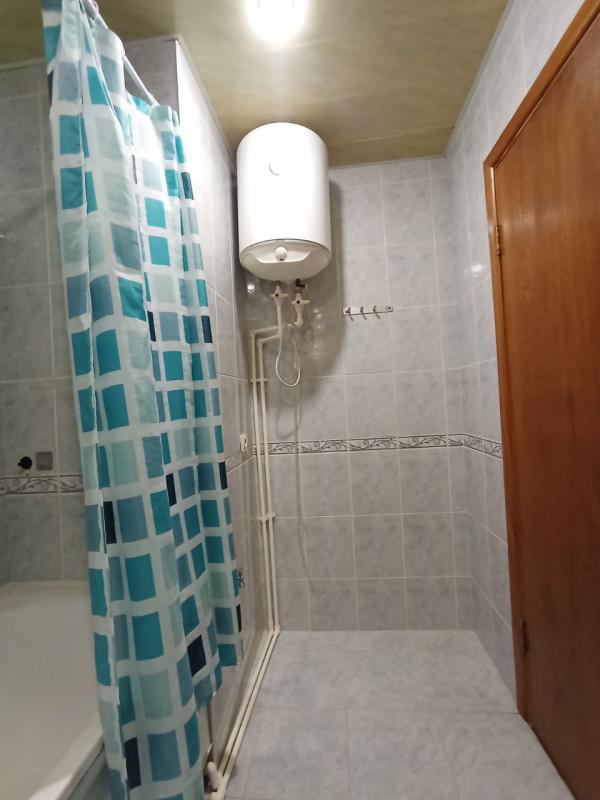 Продается уютная 2-комнатная квартира  на первом этаже по адресу:  г. - Новотроицк