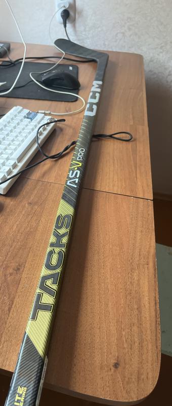 Продам клюшку новую, оригинал, взрослая. - Новотроицк