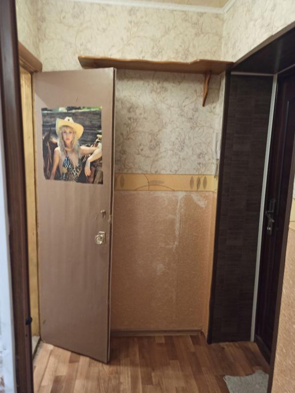 Продаётся  светлая и уютная однокомнатная квартира студия, г. - Новотроицк