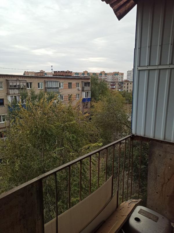 Продаётся  светлая и уютная однокомнатная квартира студия, г. - Новотроицк