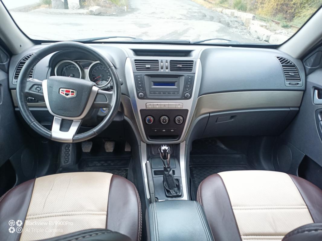 Прoдаётся Geely Emgrand X7, 2014 года

Один хозяин

Комплектация: Кондиционер

Штатная аудиоси - Новотроицк