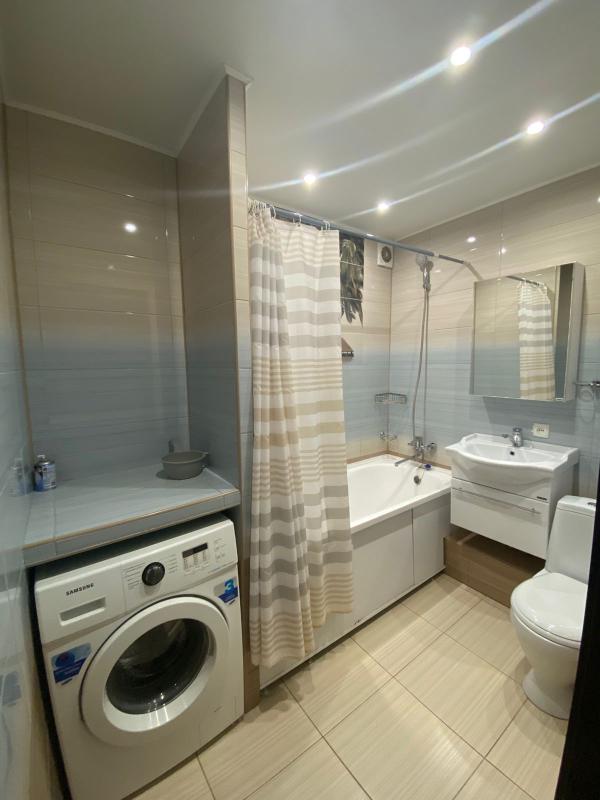 Сдaм нa длительный срок уютную 3-комнатную квартиру в г. - Орск