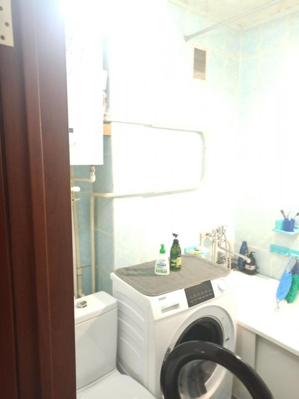 Продаётся отличная трёхкомнатная квартира  на привлекательном этаже , с развитой инфраструктурой рай - Новотроицк