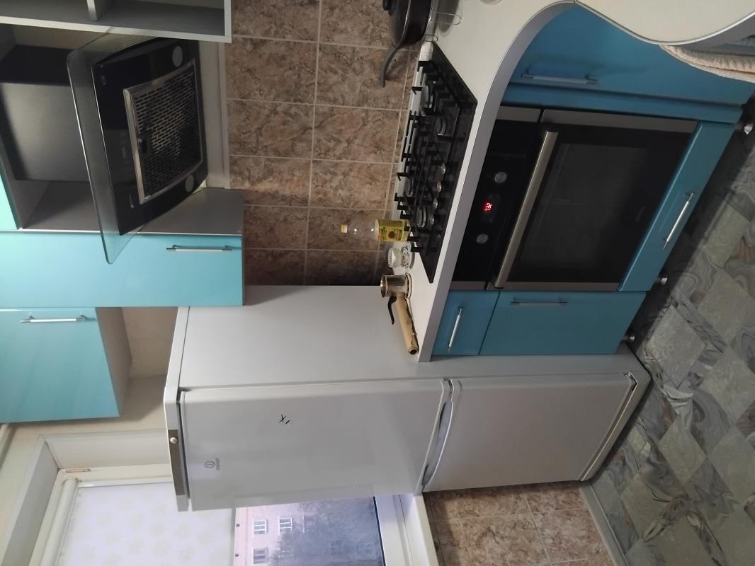 Продаётся  двухкомнатная квартира

🌿Светлая и теплая квартира, расположенная в спокойном районе горо - Новотроицк