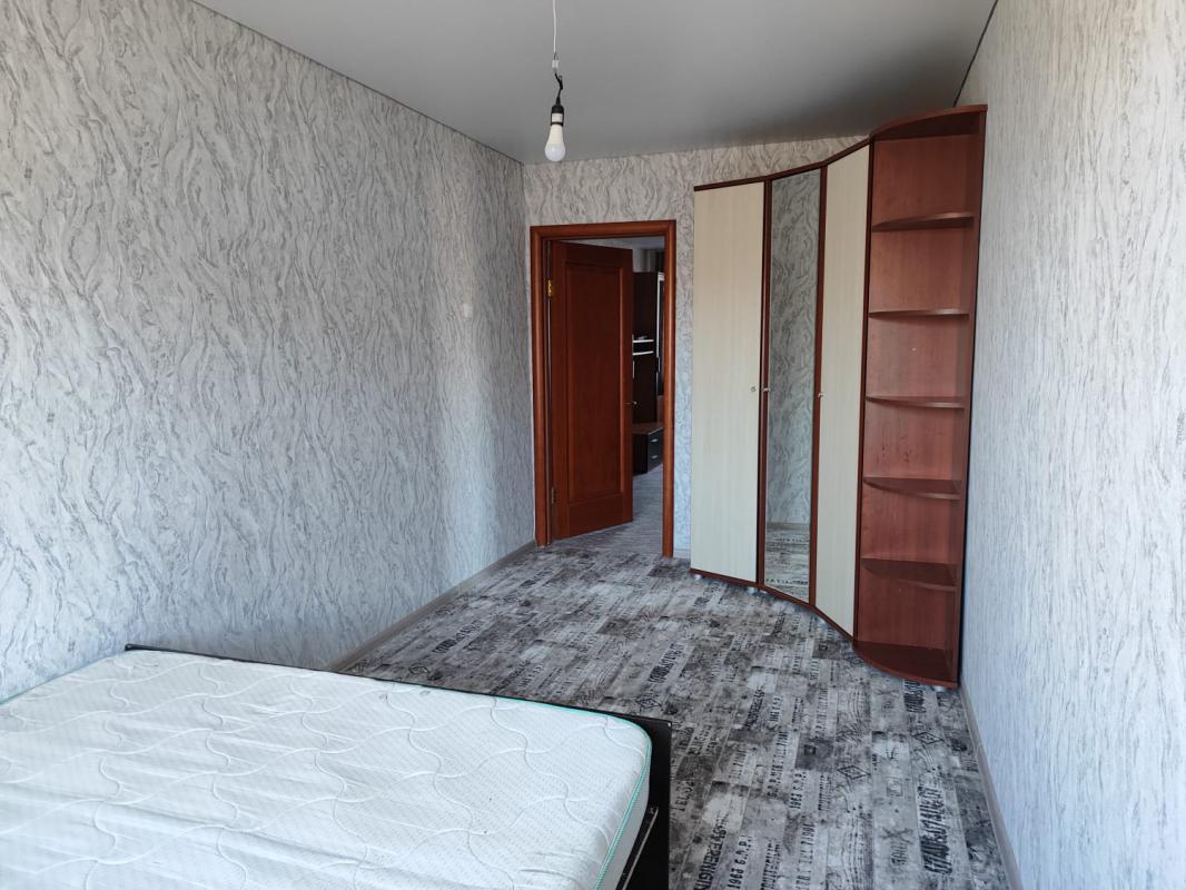 Сдам 2-ю квартиру, с косметическим ремонтом,17тр. - Новотроицк