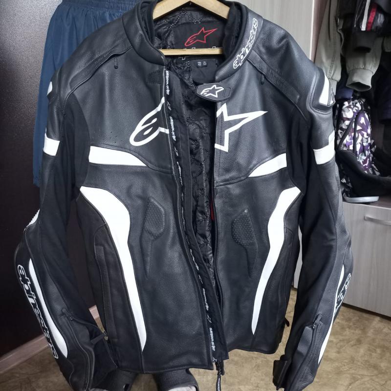 Мотокуртка кожаная с защитой. - Новотроицк