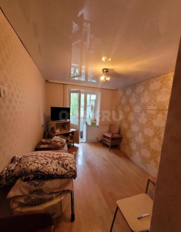 Продается просторная и светлая трёхкомнатная квартира общей площадью 62 кв. - Орск