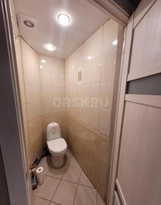 Продается просторная и светлая трёхкомнатная квартира общей площадью 62 кв. - Орск