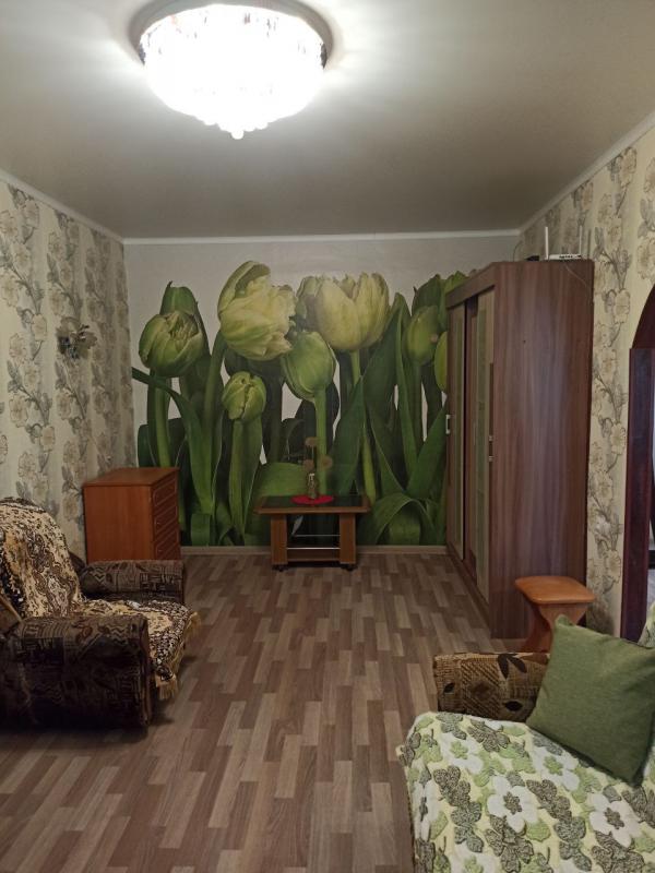 Продаётся  светлая и уютная однокомнатная квартира просто вьезжай и живи без вложений, г. - Новотроицк