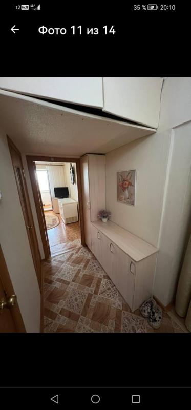 Продам 3 комнатную квартиру улучшенной планировки, вся инфраструктура рядом школа, детский сад, поли - Орск