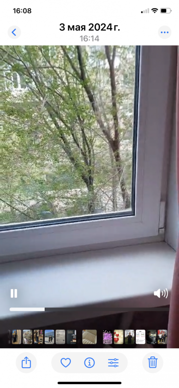 Двухкомнатная, ходы раздельно, 33 кв м жилая, одна комната с нишей, окна на разные стороны, требуетс - Екатеринбург