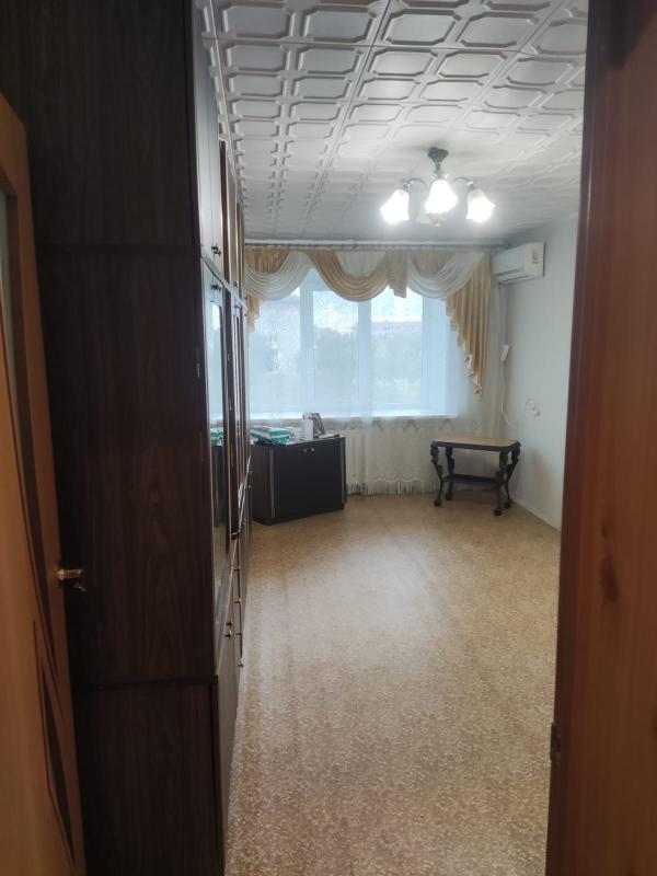 Предлагается просторная светлая двухкомнатная квартира  площадью 47,1 кв. - Гай