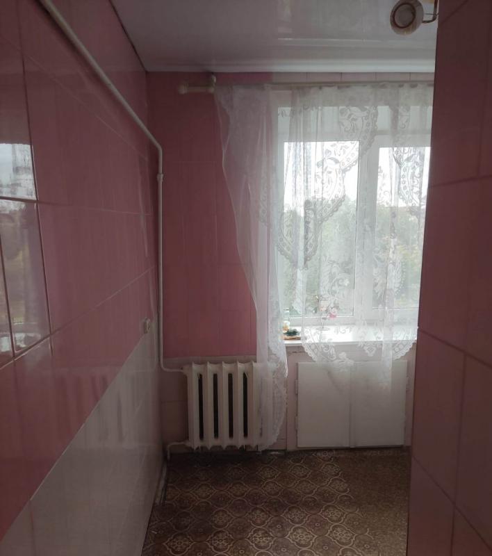 Предлагается просторная светлая двухкомнатная квартира  площадью 47,1 кв. - Гай