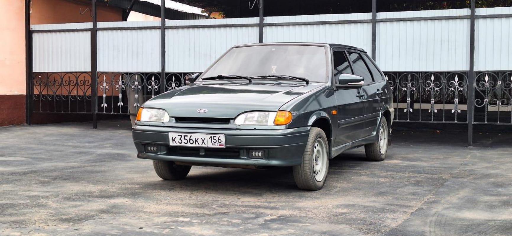 Ваз 2114 
В отличном состоянии 
Сигнализация с автозапуском 
Бортовой компьютер 
Музыка буфер 
,& - Орск