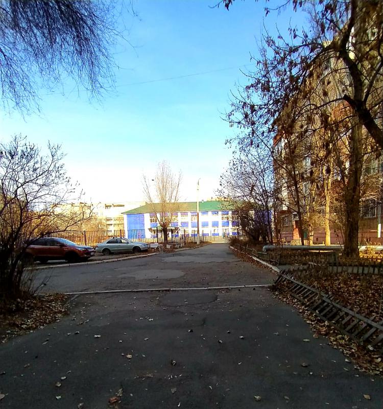 ПРОДАЁТСЯ 1 - КОМНАТНАЯ КВАРТИРА, НА 3 ЭТАЖЕ 5-ТИ ЭТАЖНОГО КИРПИЧНОГО ДОМА. - Новотроицк