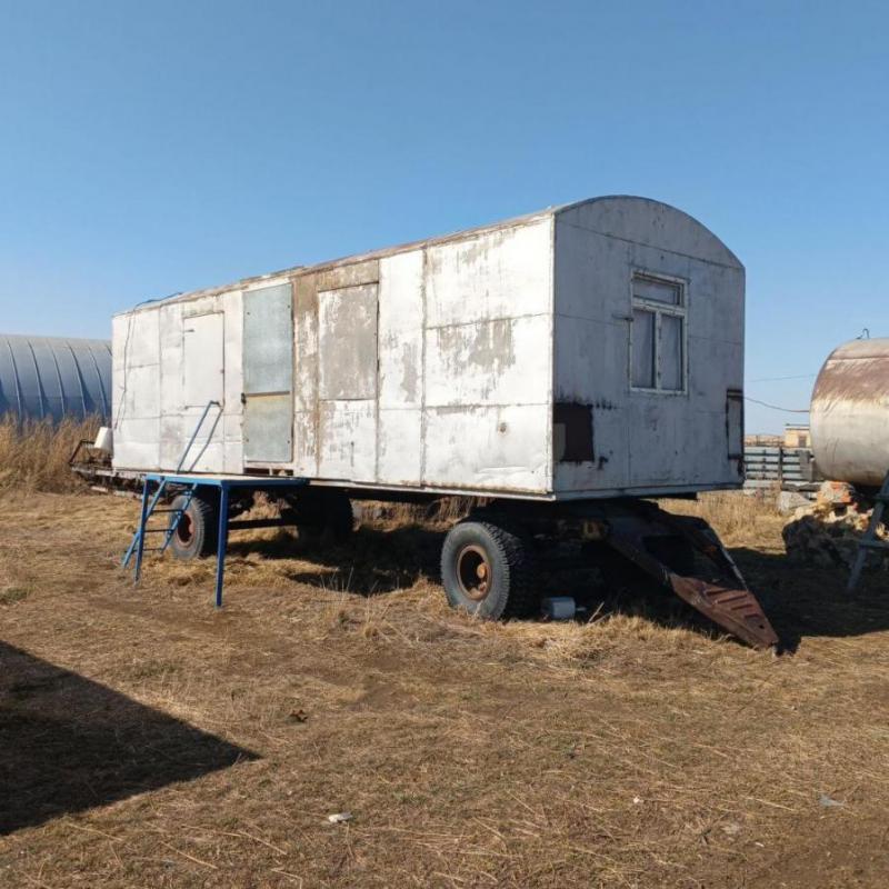 Продам трактор К-700 в хорошем состояний,резина хорошая,был произведен капитальный ремонт двигателя - 1