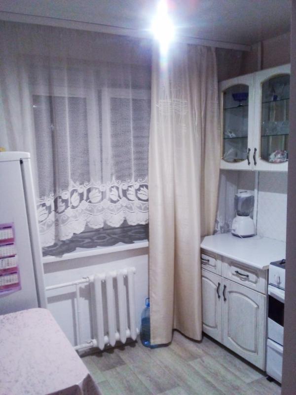 Продается ШИКАРНАЯ  2х-КОМНАТНАЯ КВАРТИРА в самом центре города на ост. - Новотроицк