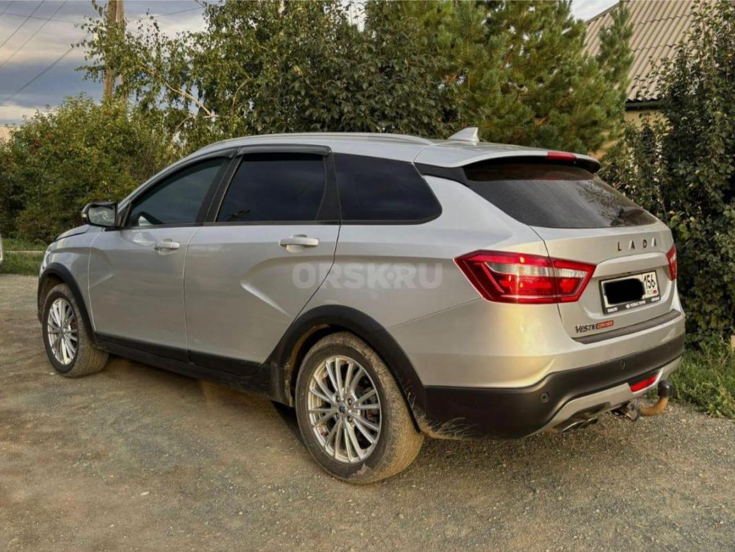 Собственник2019 год 
В родном окрасе, богатой комплектации: подогрев лобового стекла, подогрев пере - Орск