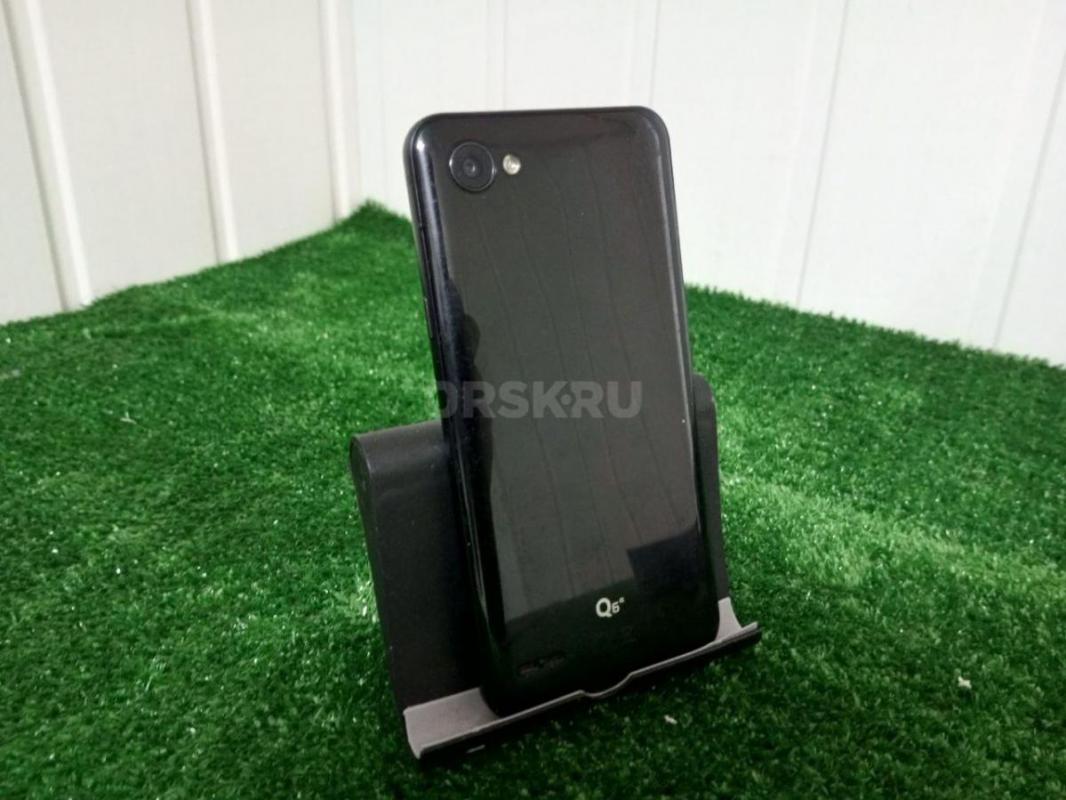 Смартфон LG Q6.
2gb оперативной памяти.
16gb встроенной памяти.
4х ядерный процессор. - Орск