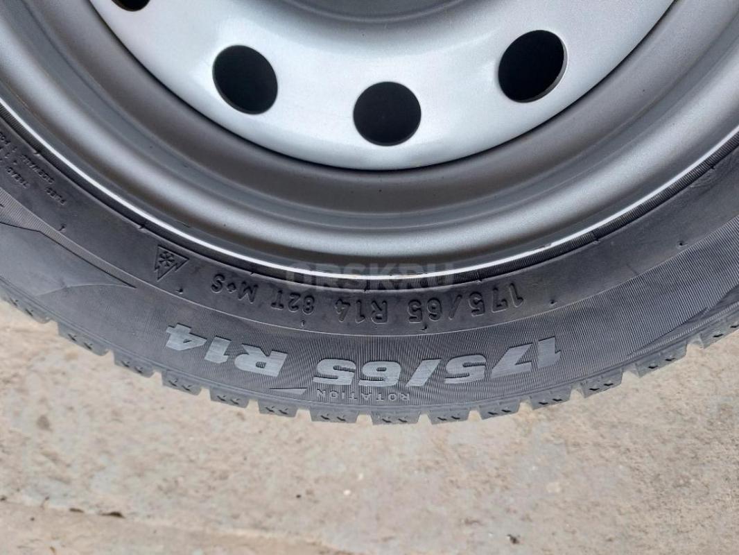 Зимния резина Pirelli Formula 175/65 R 14  с дисками, проехала две тыс км. - Орск