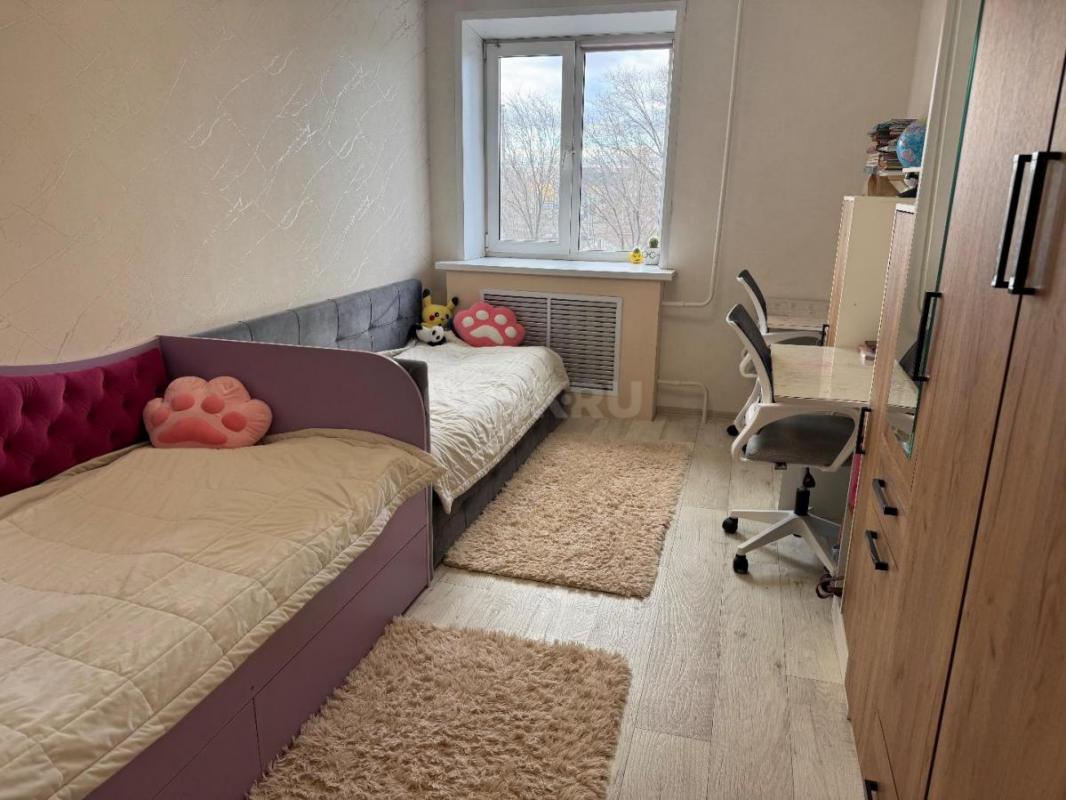 Продам квартиру в пятиэтажном кирпичном доме, на 2 этаже. - Орск