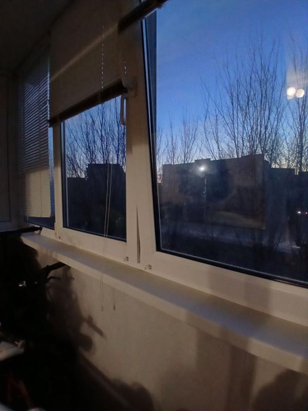 Продается 2-комнатная квартира с раздельными ходами на комфортном втором этаже по адресу: г. - Новотроицк