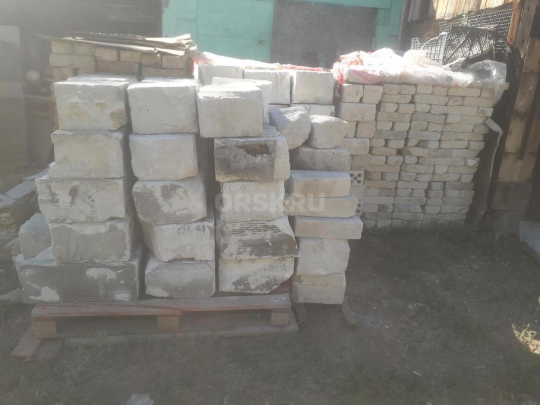 Газоблок 600×300×200, бу, разборный, остатки клея, сколы
30×10 4 половинки, 7 брусков
36шт. - Орск
