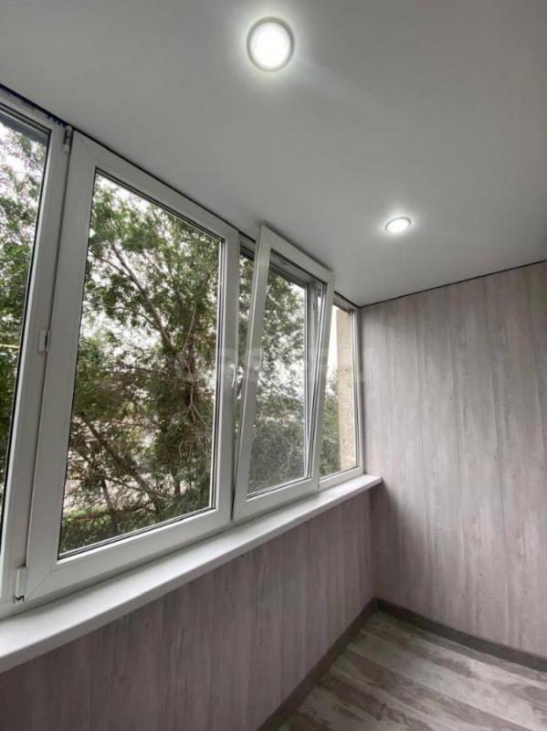 Продается однокомнатная квартира на третьем этаже по адресу Волкова 3. - Новотроицк