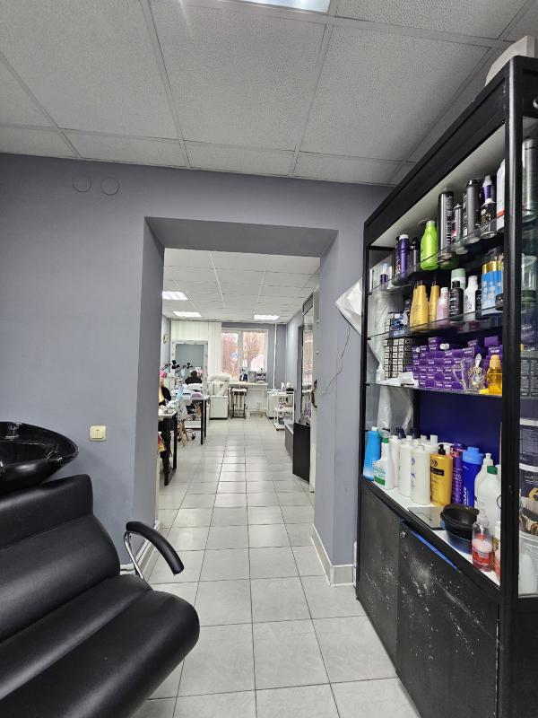 💇‍♀️ Продается готовый бизнес или новое помещение под ваши идеи! 💖

🌟 Описание: 
Продается помеще - Новотроицк