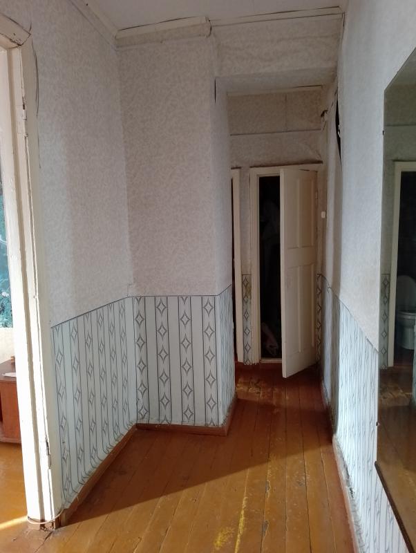 Продаю 2-к квартиру старого типа ул Советская д 5, средний подъезд, третий этаж. - Новотроицк