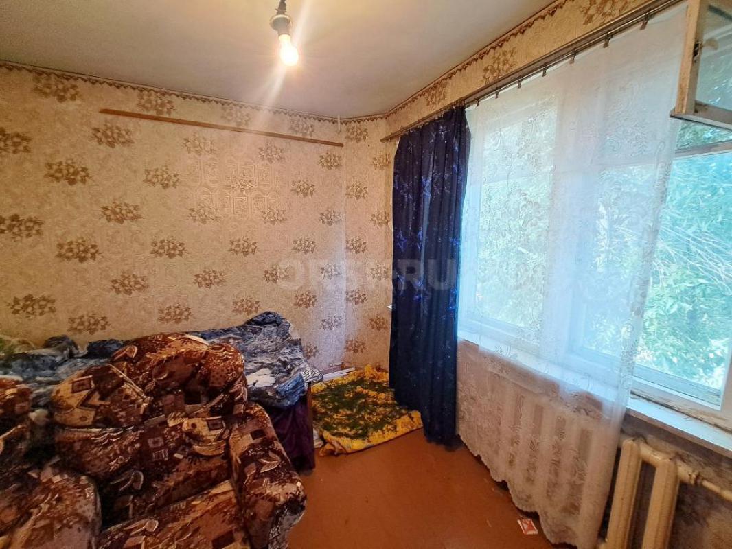 Продам в отличном районе, уютную 4 комн. - Орск