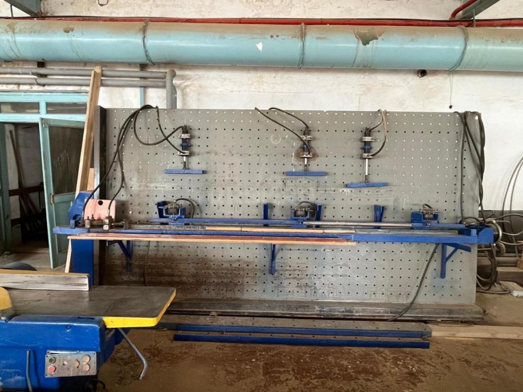 Продам:
-Фуговальный станок СФ4. - Орск