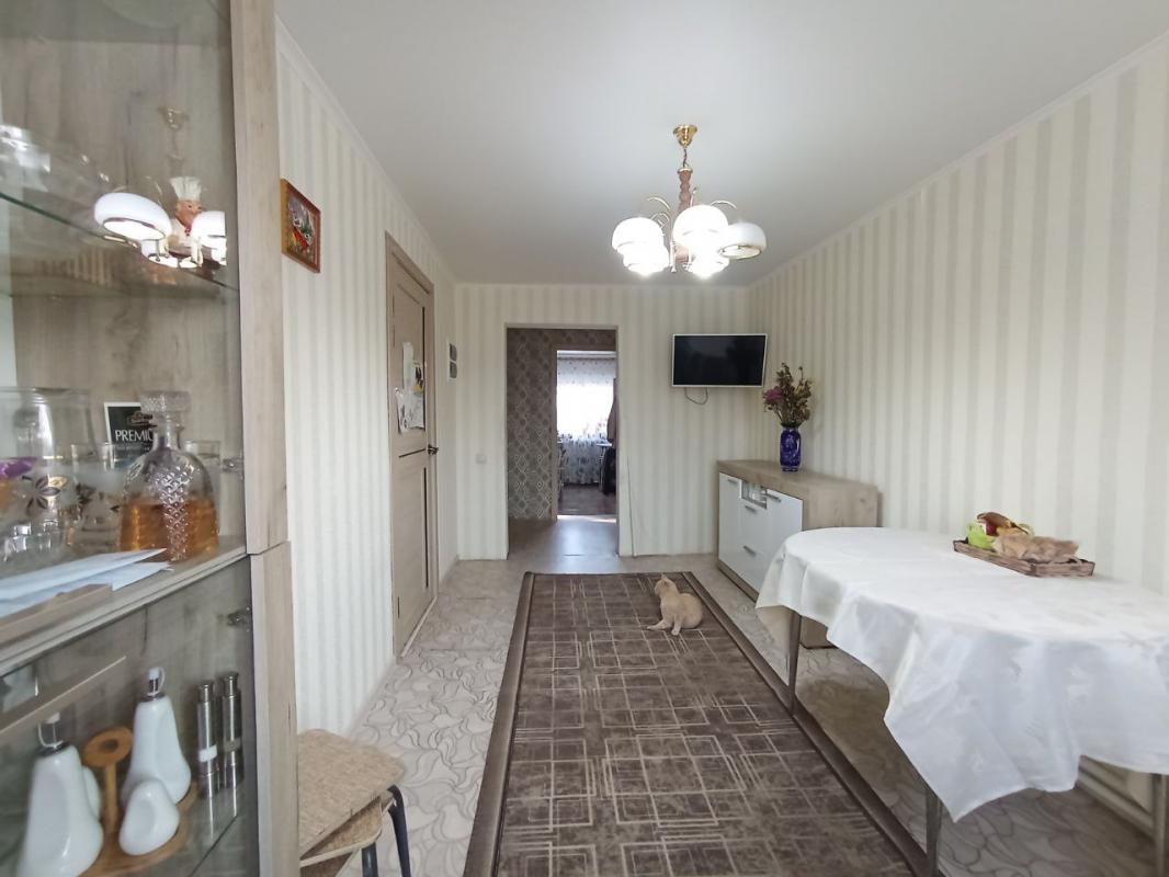 Продается дом с хорошим ремонтом по улице Луговая в г. - Новотроицк