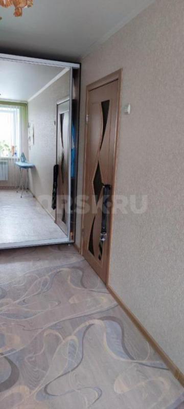 Продается уютная двухкомнатная квартира в центре города Орска, микрорайон Новый город, на Театрально - Орск