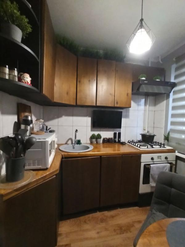 Продаётся двухкомнатная квартира в  районе 1-ой Уральской, г. - Новотроицк